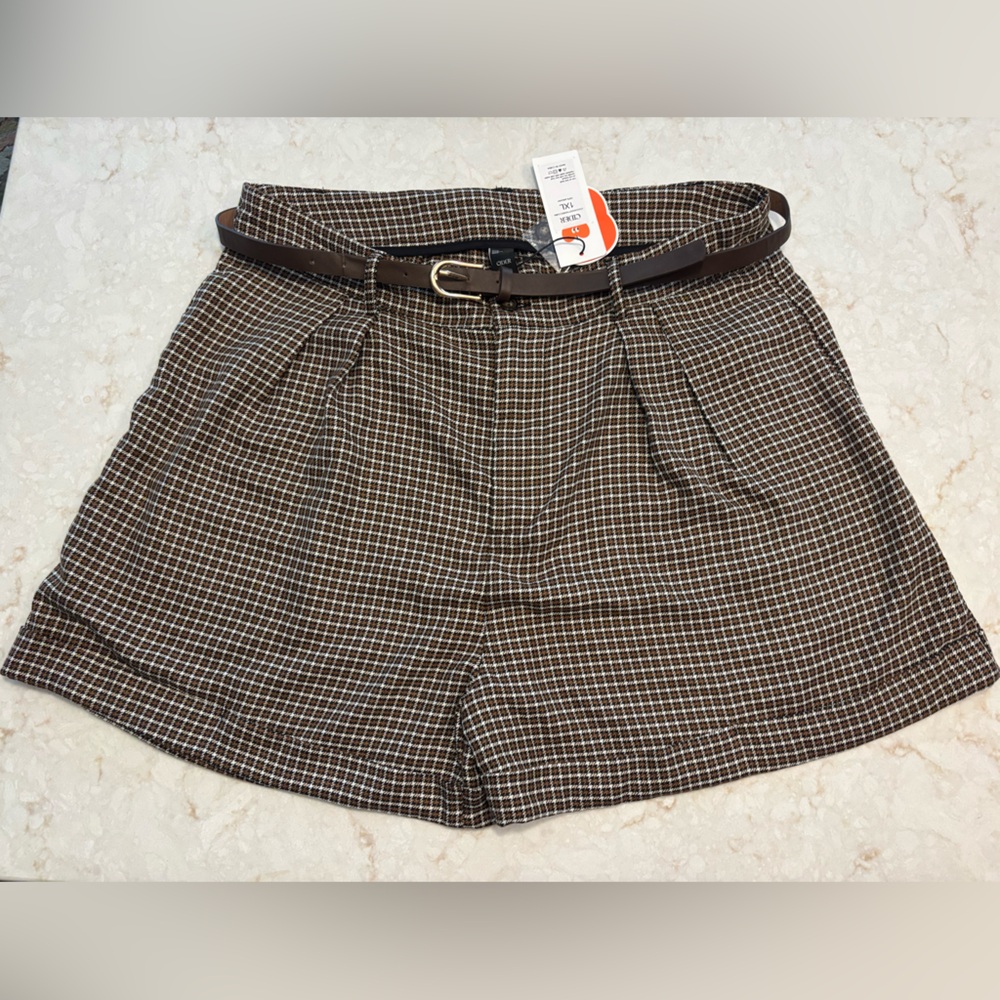 NWT Cider Pleated Plaid Shorts